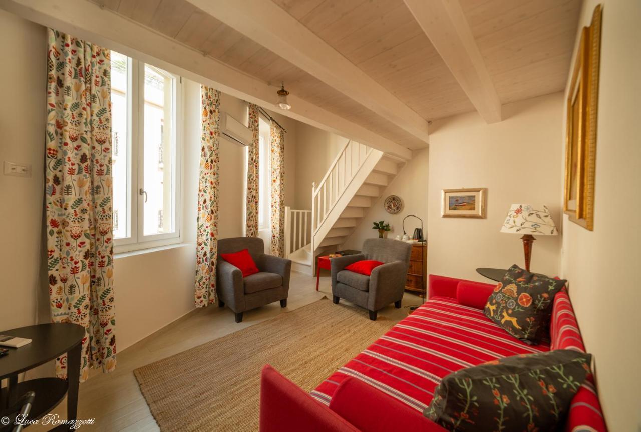 Janna 'E Mare Hotel Cagliari Buitenkant foto