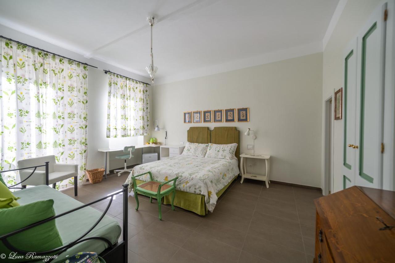Janna 'E Mare Hotel Cagliari Buitenkant foto
